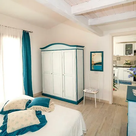 Sant'Anna Charming Apartments Budoni Exterior photo