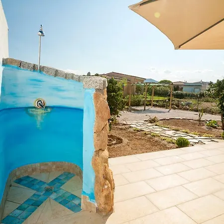 Sant'Anna Charming Apartments Budoni Exterior photo