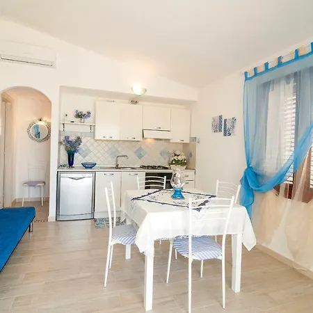 Sant'Anna Charming Apartments Budoni Exterior photo